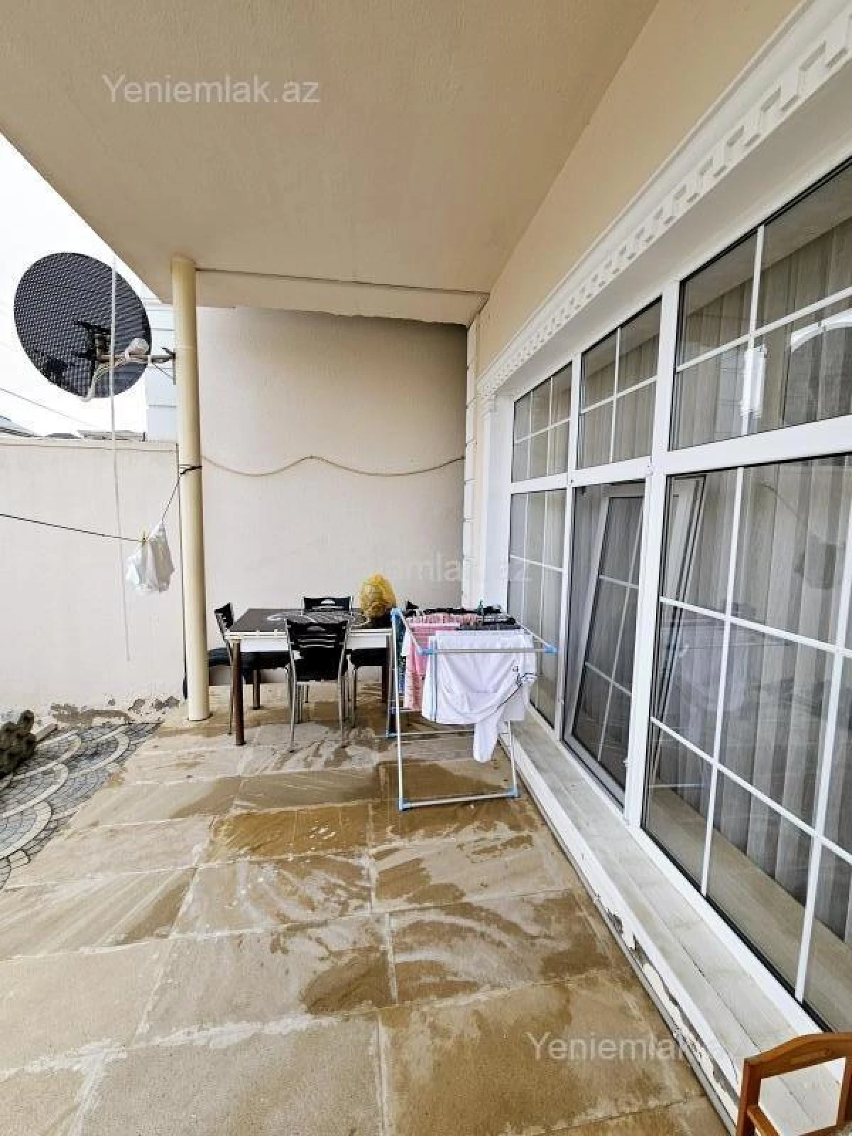 Satılır 4 otaqlı həyət evi 200 m²