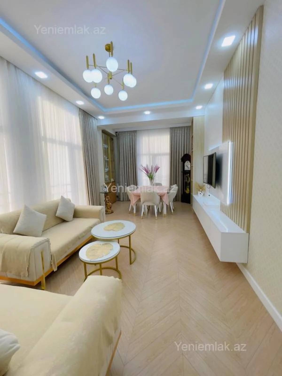 Satılır 4 otaqlı yeni tikili 130 m²