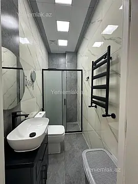 Satılır 4 otaqlı yeni tikili 130 m²