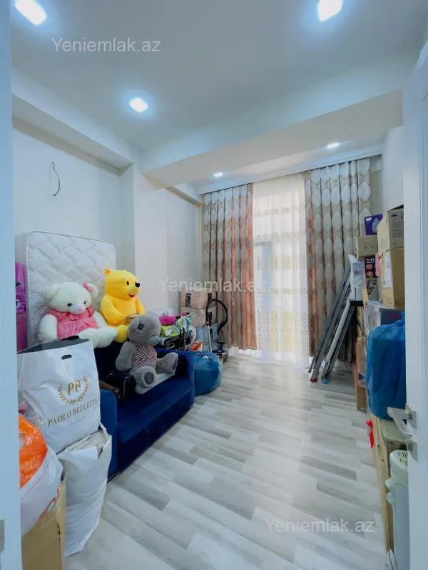 Satılır 4 otaqlı yeni tikili 130 m²