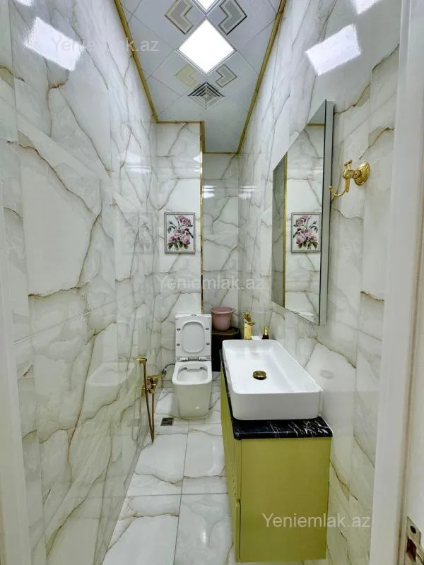 Satılır 4 otaqlı yeni tikili 130 m²