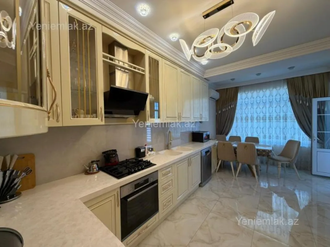 Satılır 3 otaqlı yeni tikili 108 m²