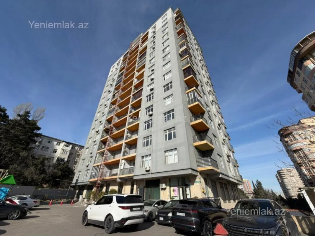 Satılır 3 otaqlı yeni tikili 108 m²