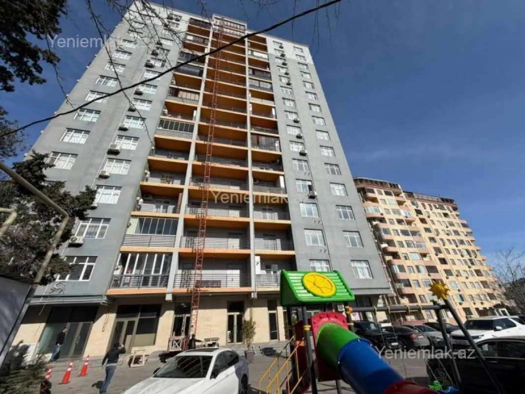 Satılır 3 otaqlı yeni tikili 108 m²