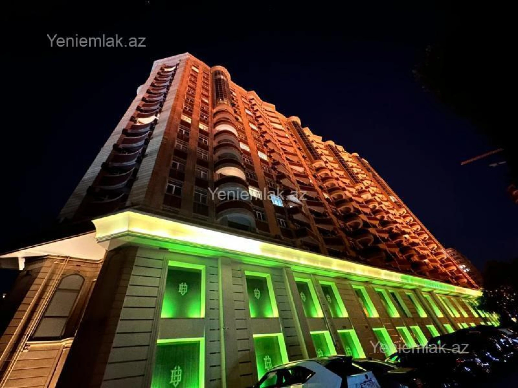 Satılır 3 otaqlı yeni tikili 135 m²