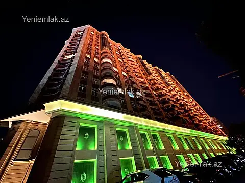 Satılır 3 otaqlı yeni tikili 135 m²