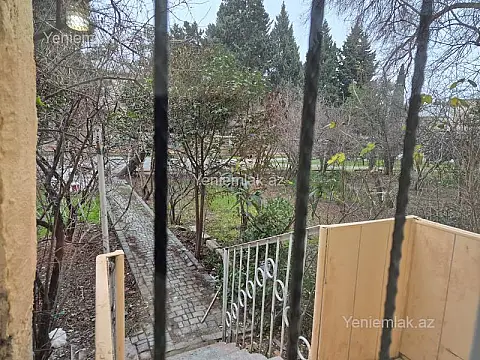 Satılır 3 otaqlı köhnə tikili 65 m²