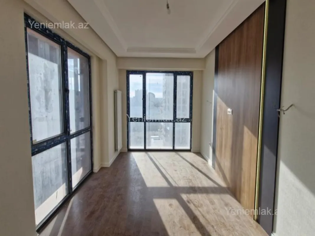 Satılır 3 otaqlı yeni tikili 84 m²