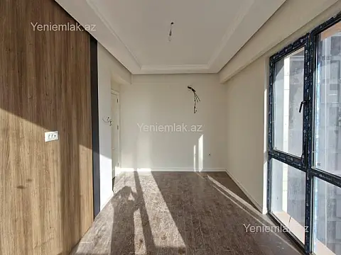 Satılır 3 otaqlı yeni tikili 84 m²