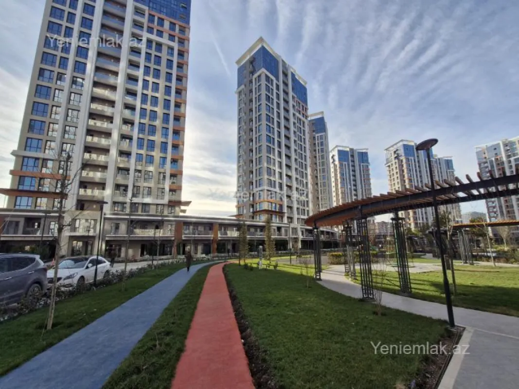 Satılır 3 otaqlı yeni tikili 84 m²