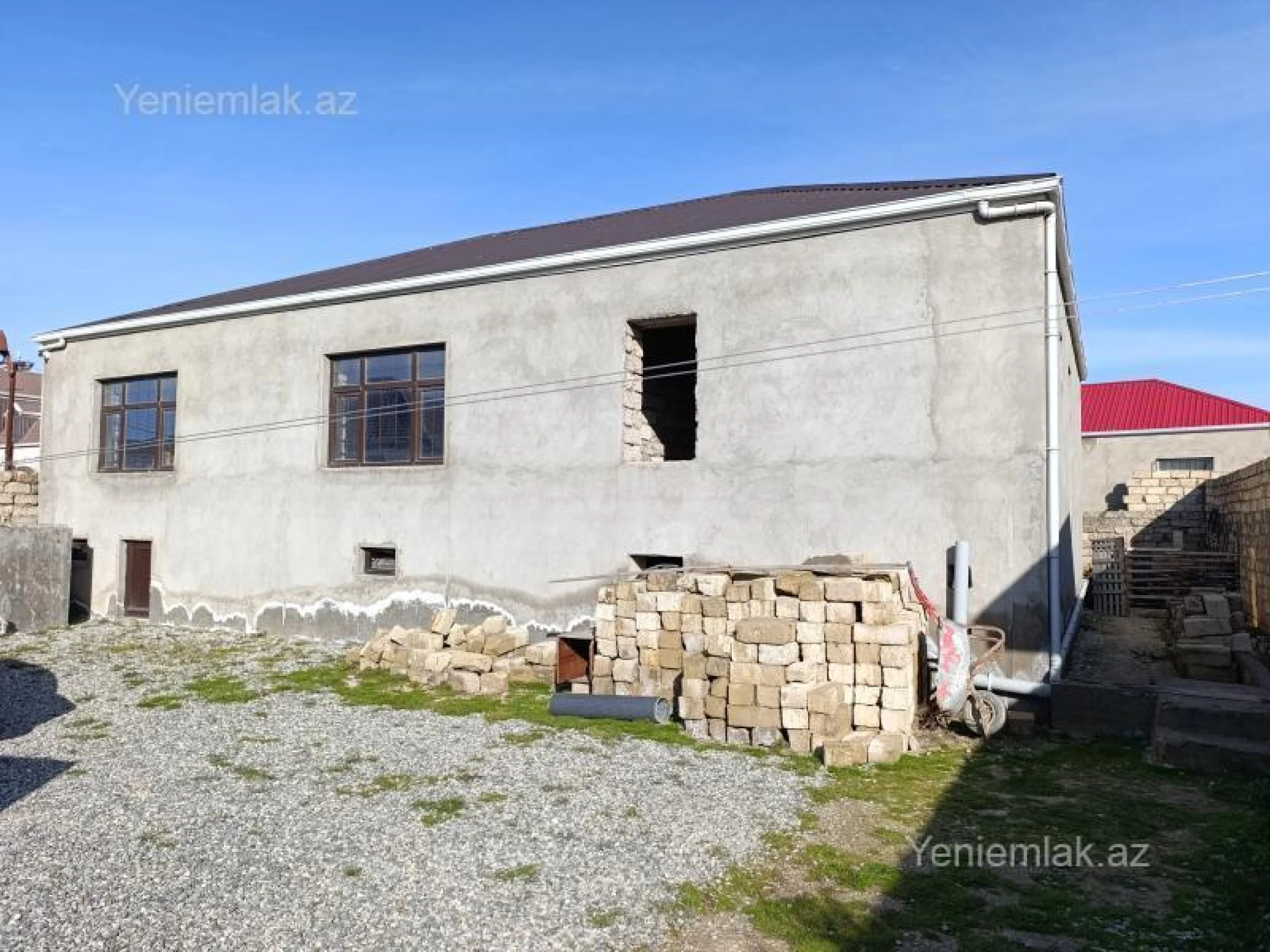 Satılır 4 otaqlı həyət evi 150 m²