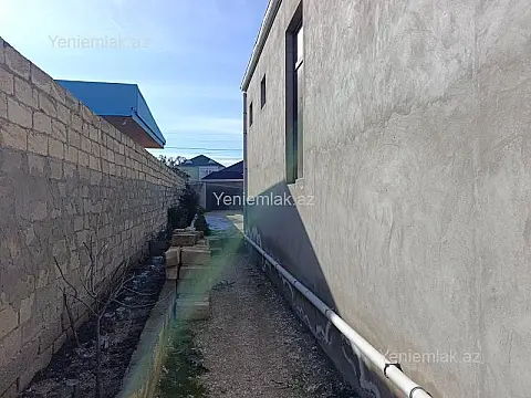 Satılır 4 otaqlı həyət evi 150 m²