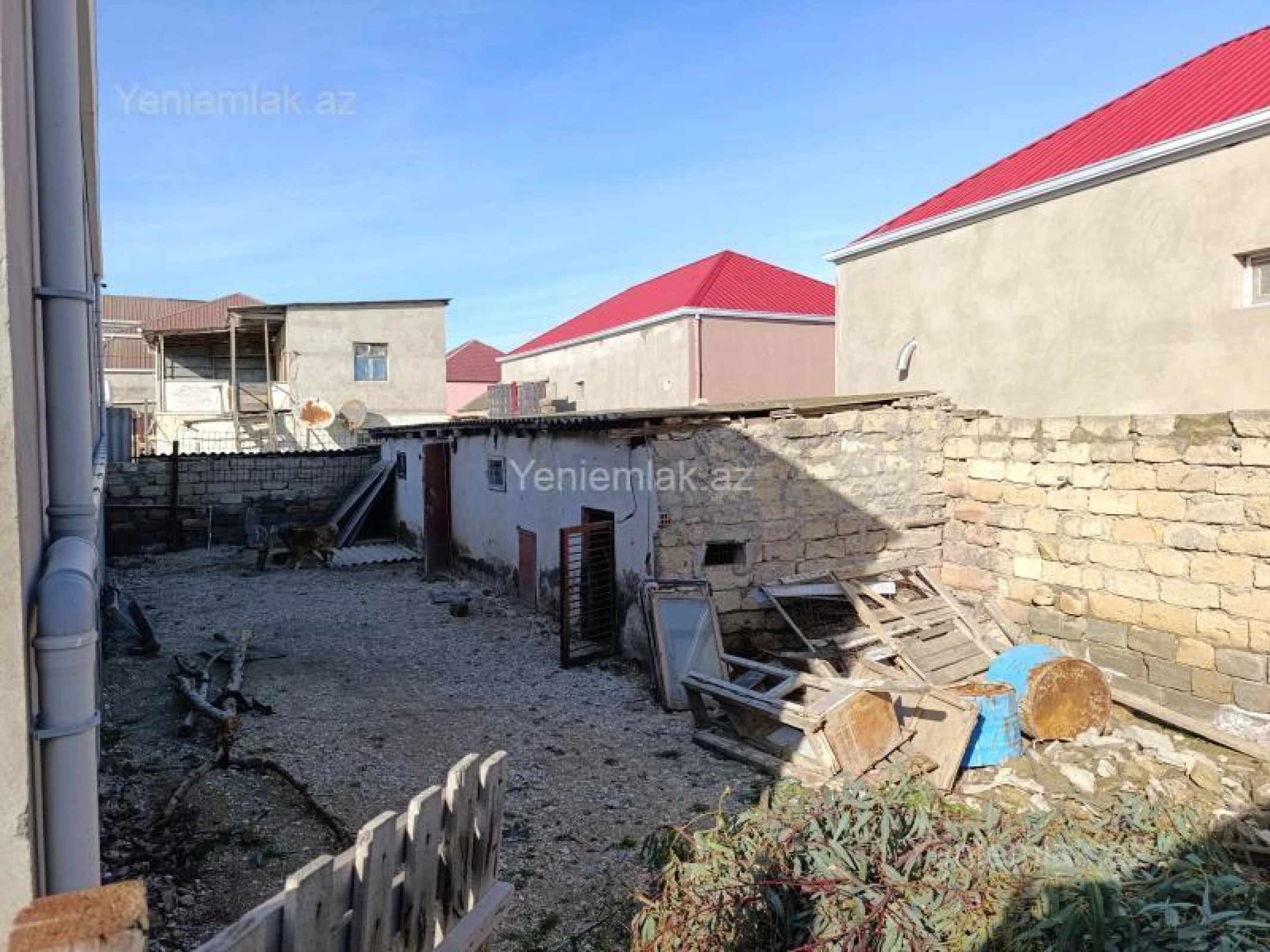 Satılır 4 otaqlı həyət evi 150 m²