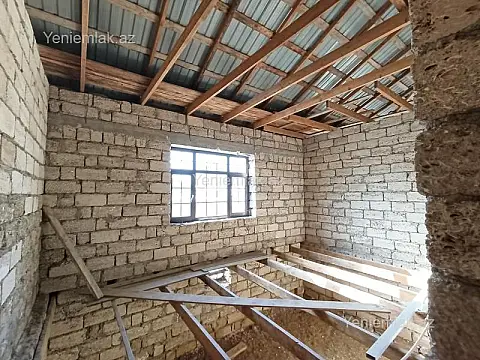 Satılır 4 otaqlı həyət evi 150 m²