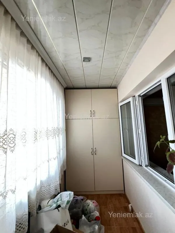 Satılır 3 otaqlı köhnə tikili 85 m²