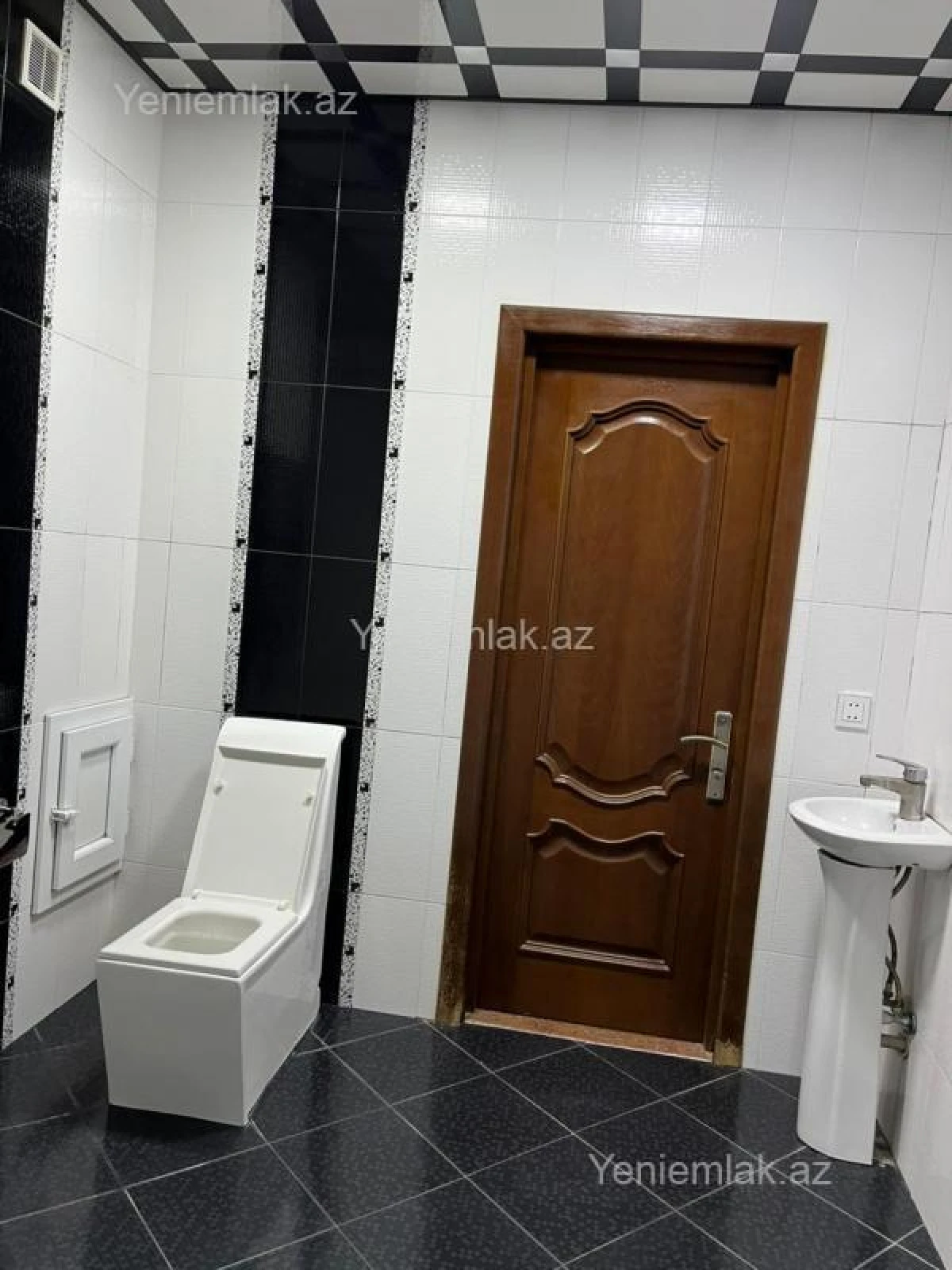 Satılır 3 otaqlı yeni tikili 126 m²