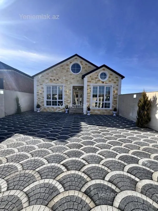 Satılır 4 otaqlı həyət evi 120 m²
