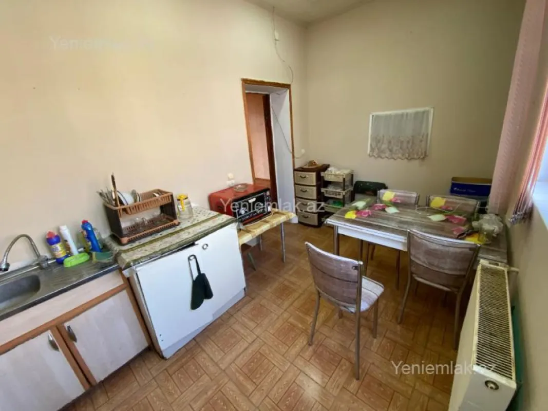 Satılır 4 otaqlı həyət evi 120 m²