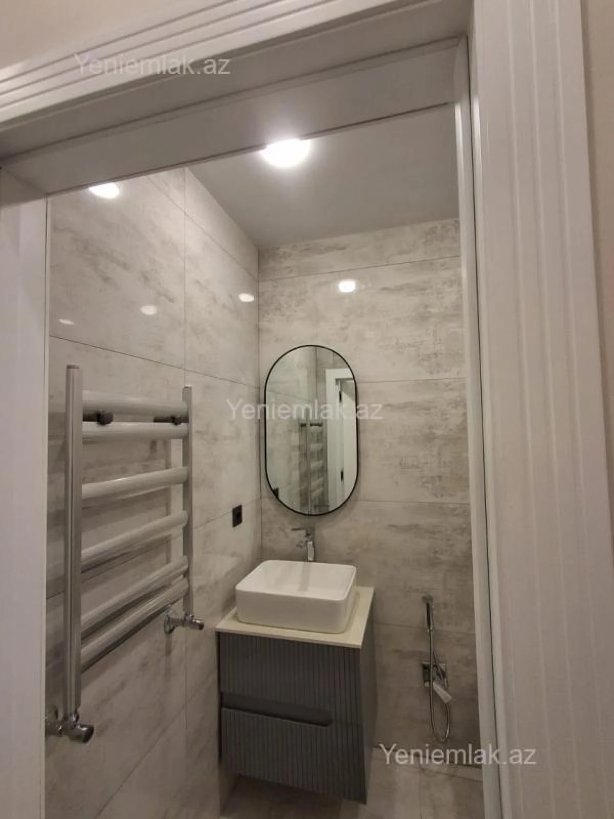 Satılır 2 otaqlı yeni tikili 72 m²