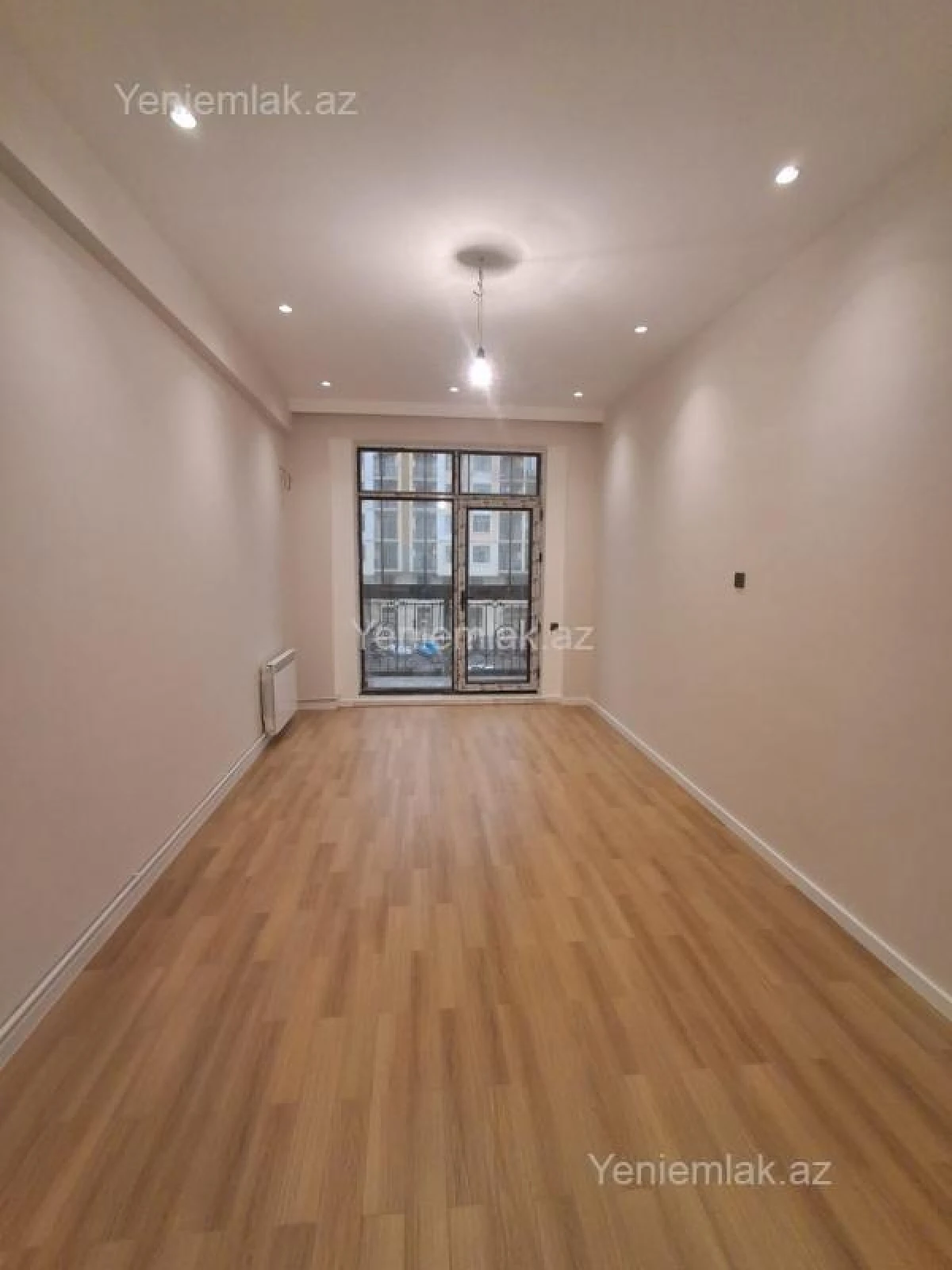 Satılır 2 otaqlı yeni tikili 72 m²