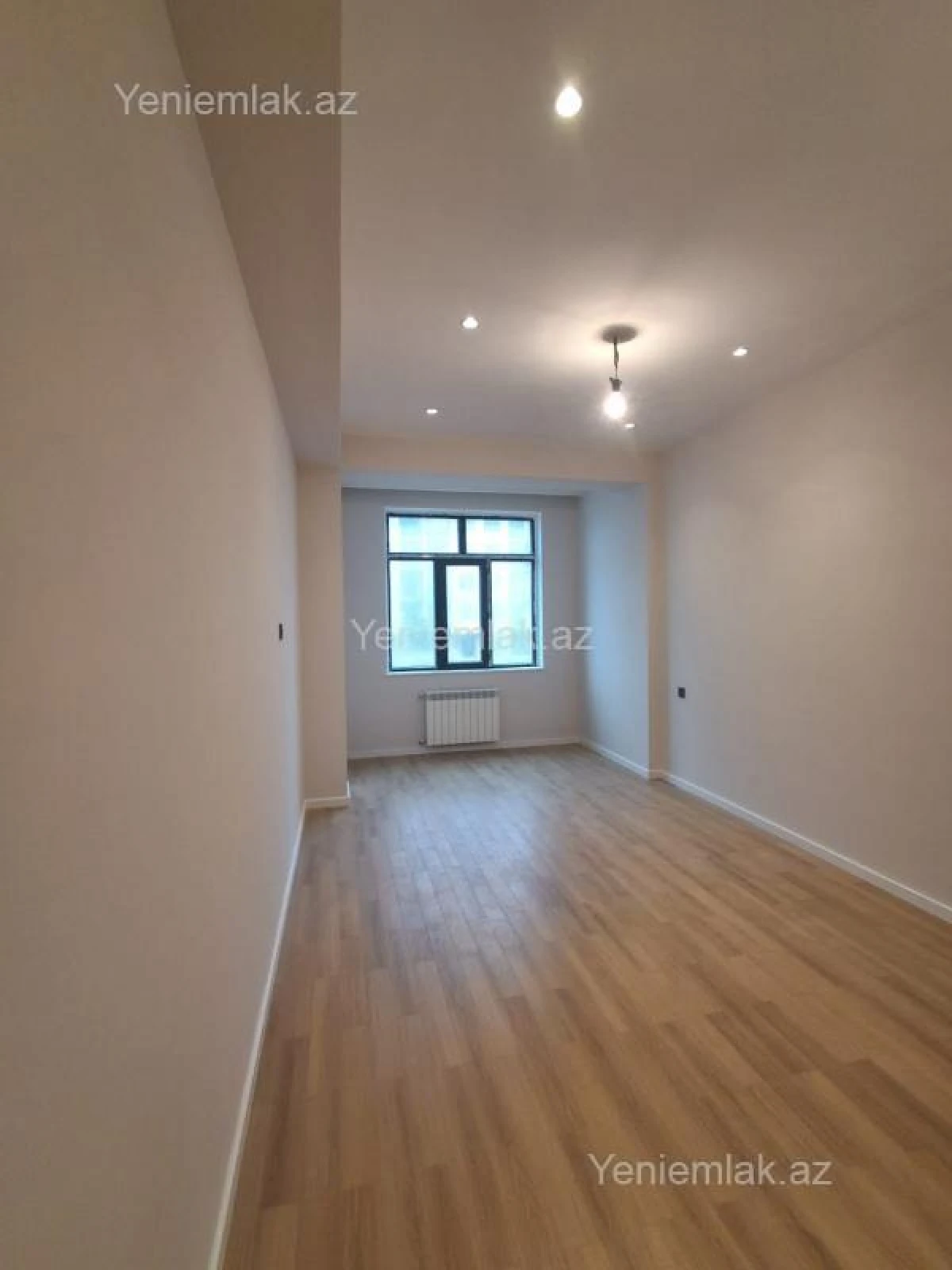 Satılır 2 otaqlı yeni tikili 72 m²