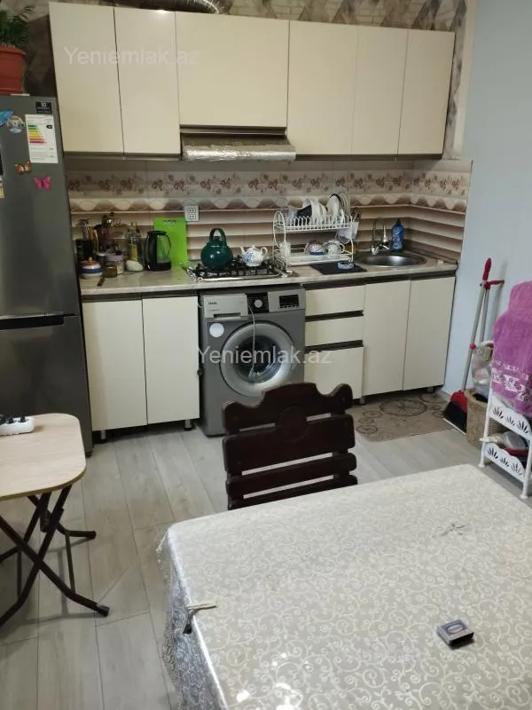 Satılır 3 otaqlı həyət evi 100 m²