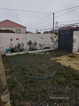 Satılır 3 otaqlı həyət evi 100 m²