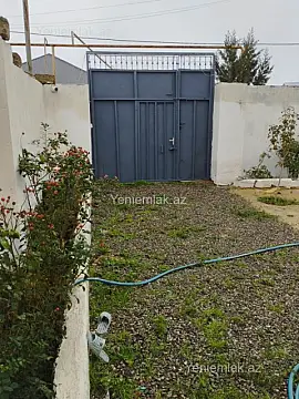 Satılır 3 otaqlı həyət evi 100 m²