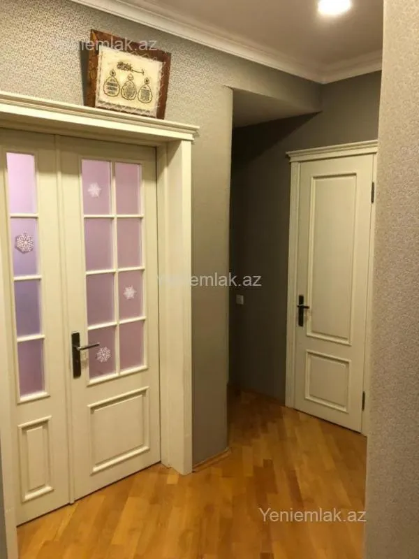 Satılır 2 otaqlı yeni tikili 70 m²
