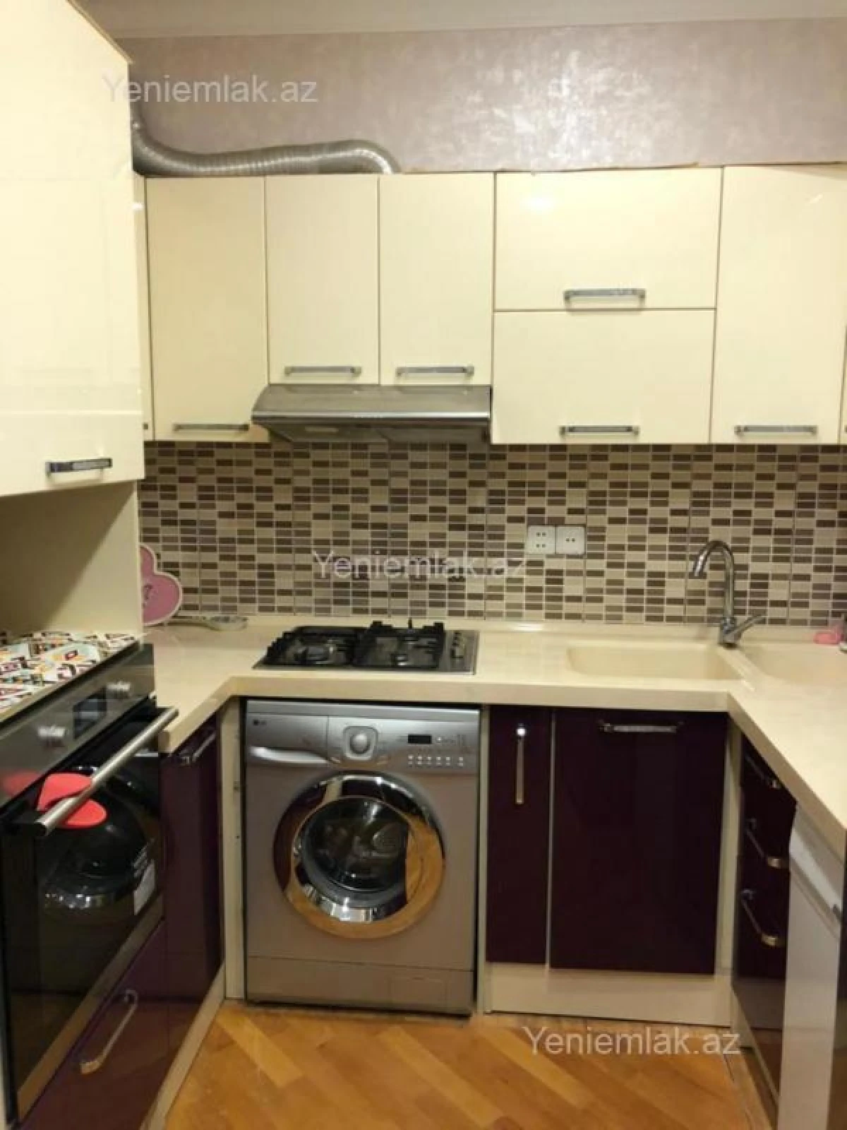 Satılır 2 otaqlı yeni tikili 70 m²