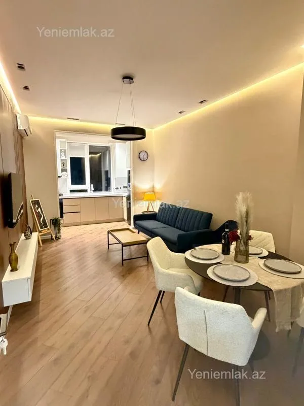 Satılır 2 otaqlı yeni tikili 60 m²
