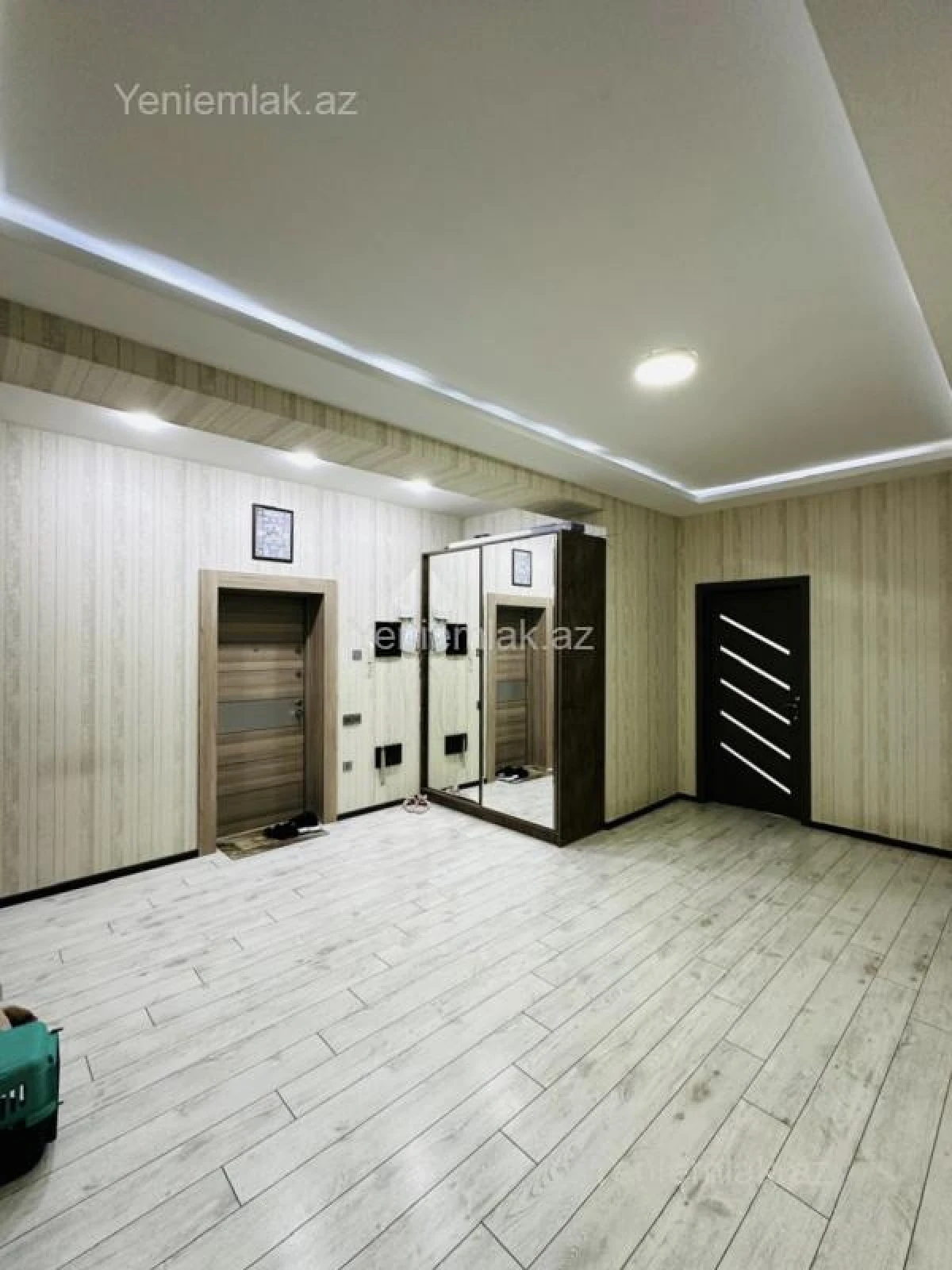 Satılır 3 otaqlı yeni tikili 133 m²