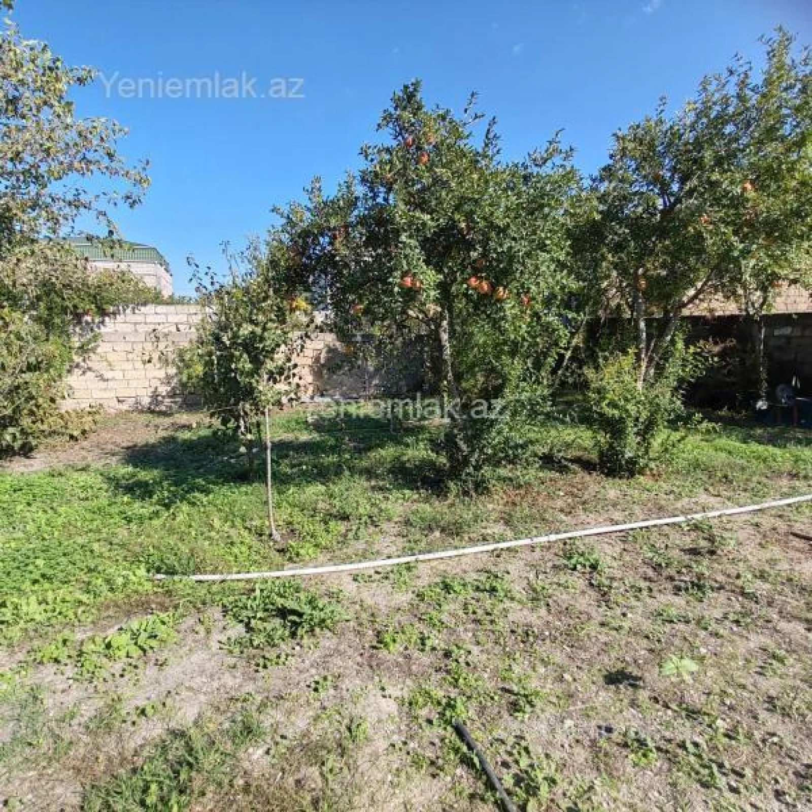 Satılır 6 otaqlı həyət evi 200 m²