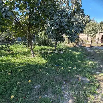 Satılır 6 otaqlı həyət evi 200 m²