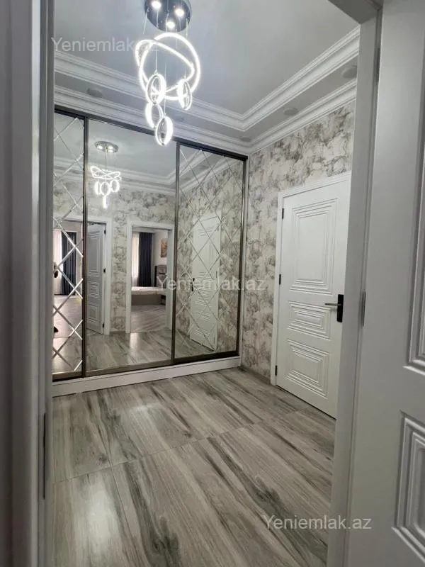 Satılır 2 otaqlı yeni tikili 70 m²