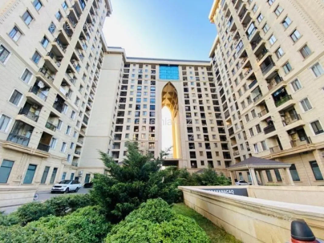 Satılır 2 otaqlı yeni tikili 70 m²