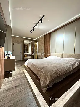 Satılır 3 otaqlı yeni tikili 110 m²