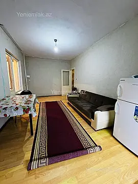 Satılır 2 otaqlı köhnə tikili 40 m²