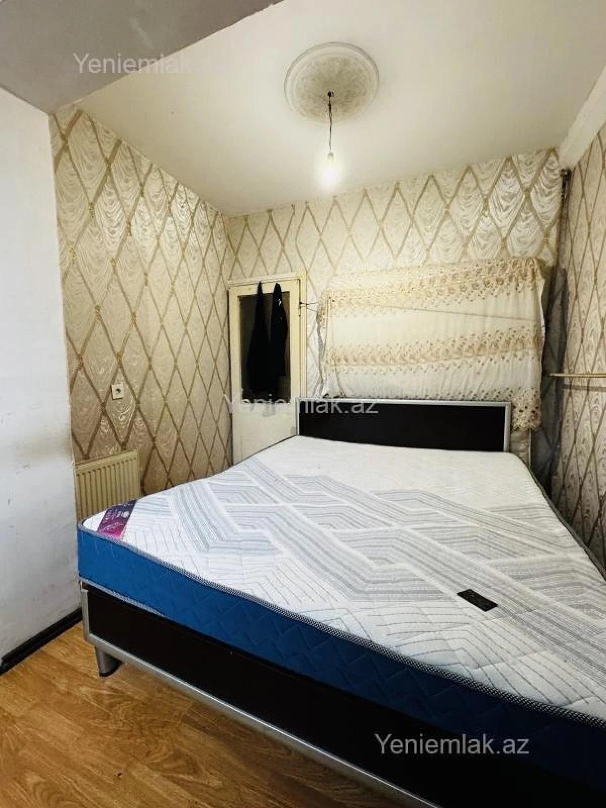 Satılır 2 otaqlı köhnə tikili 40 m²