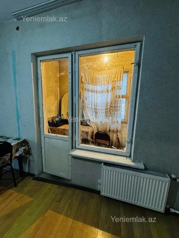 Satılır 2 otaqlı köhnə tikili 40 m²