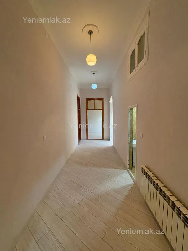Satılır 3 otaqlı köhnə tikili 90 m²