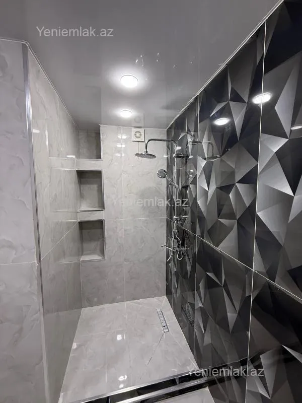 Satılır 3 otaqlı yeni tikili 80 m²