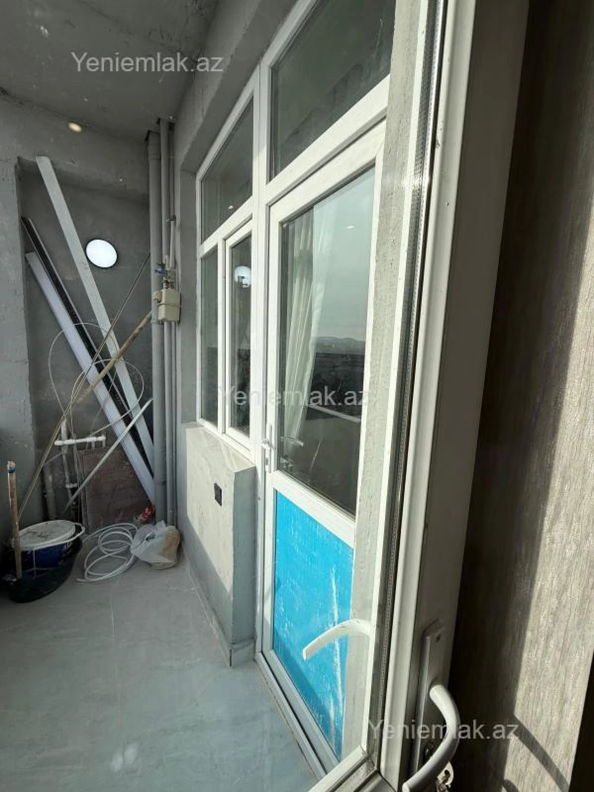 Satılır 3 otaqlı yeni tikili 80 m²