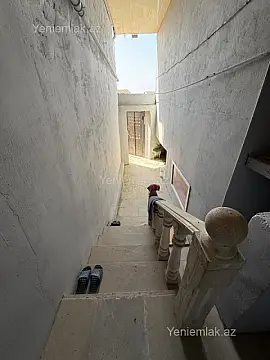 Satılır 2 otaqlı həyət evi 75 m²