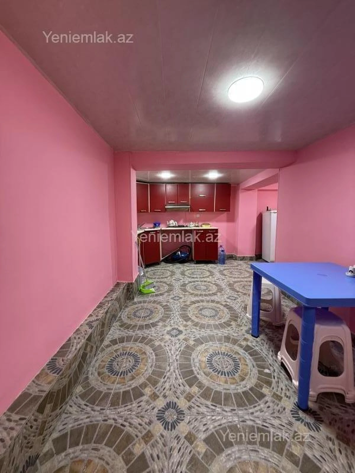 Satılır 2 otaqlı həyət evi 75 m²