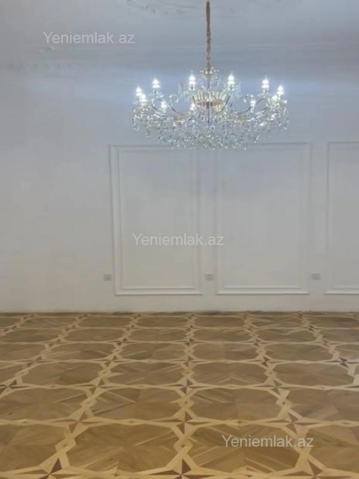 Satılır 4 otaqlı köhnə tikili 105 m²