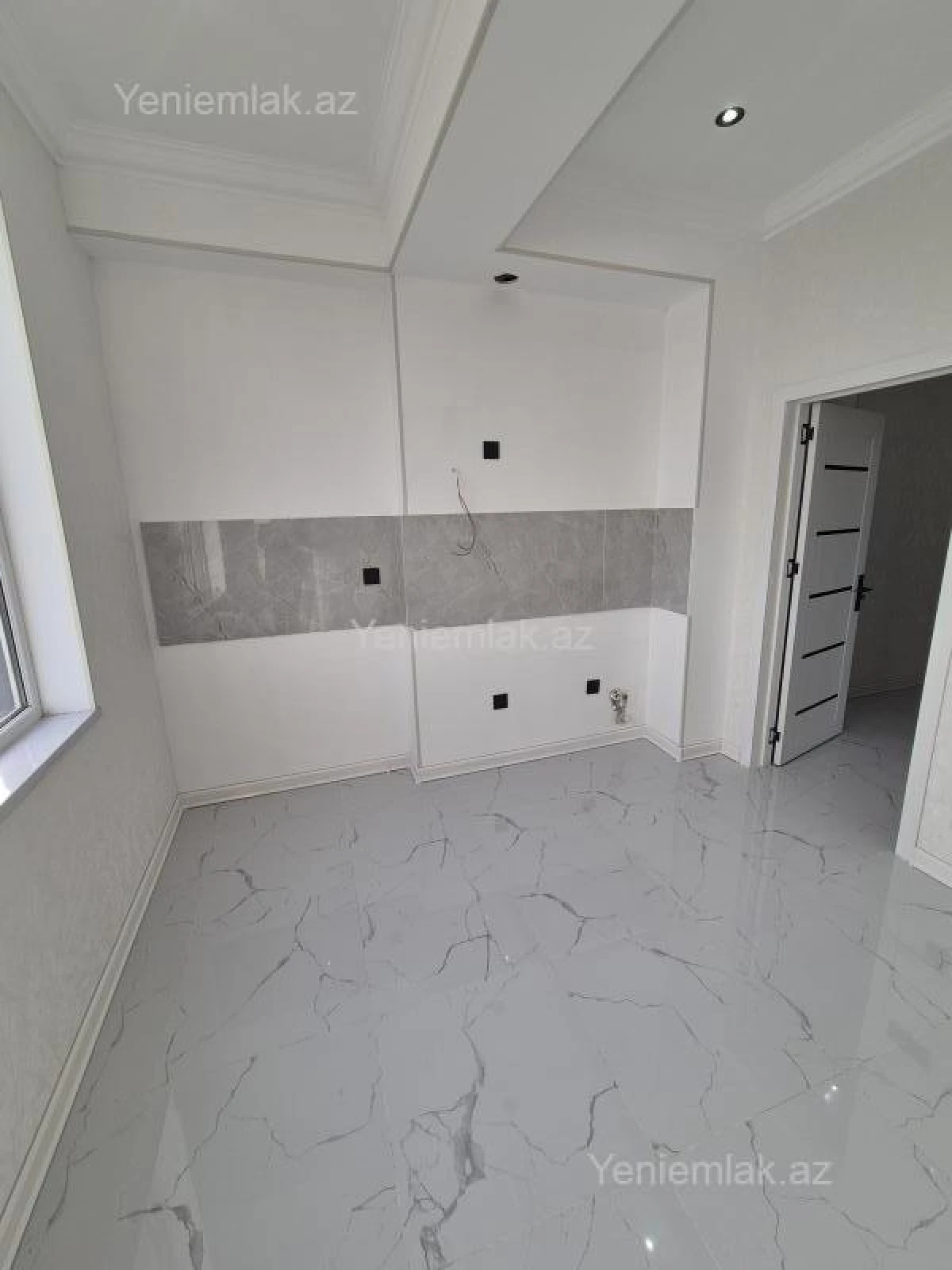 Satılır 3 otaqlı yeni tikili 85.5 m²