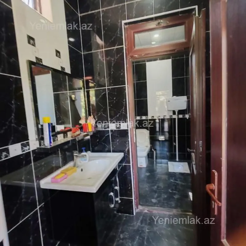 Satılır 3 otaqlı həyət evi 150 m²