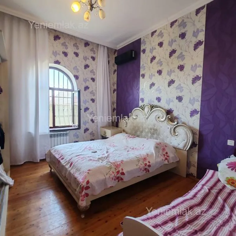 Satılır 3 otaqlı həyət evi 150 m²
