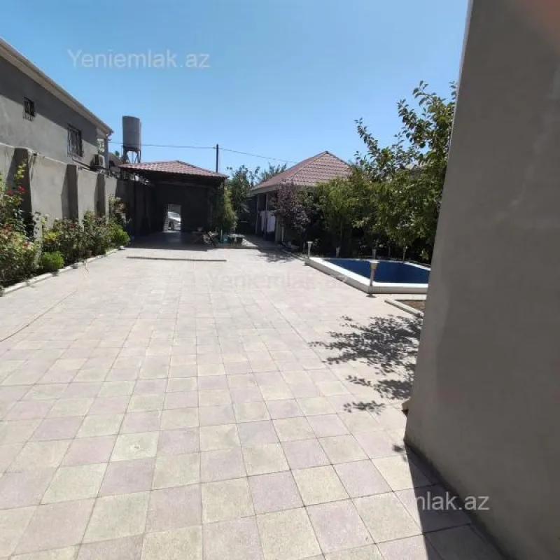Satılır 3 otaqlı həyət evi 150 m²